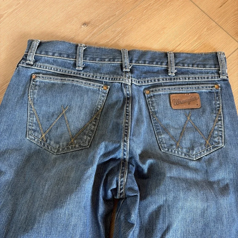 Wrangler Retro Jeans Mens 32x32(30.5)Blue Relaxed Boot Cut Denim Western Rodeo